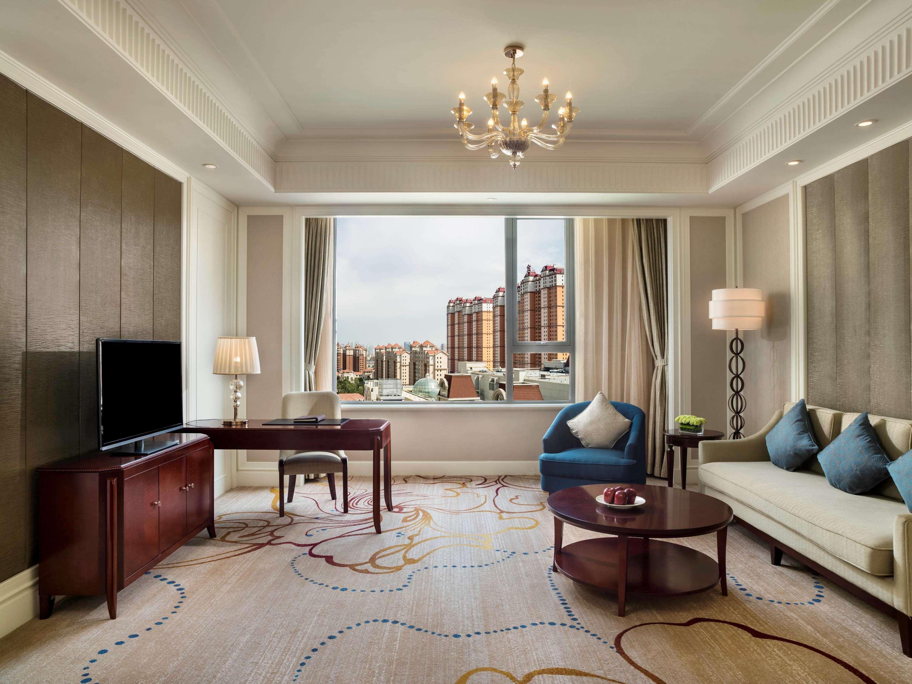 Sofitel Xining Hotel Exterior photo