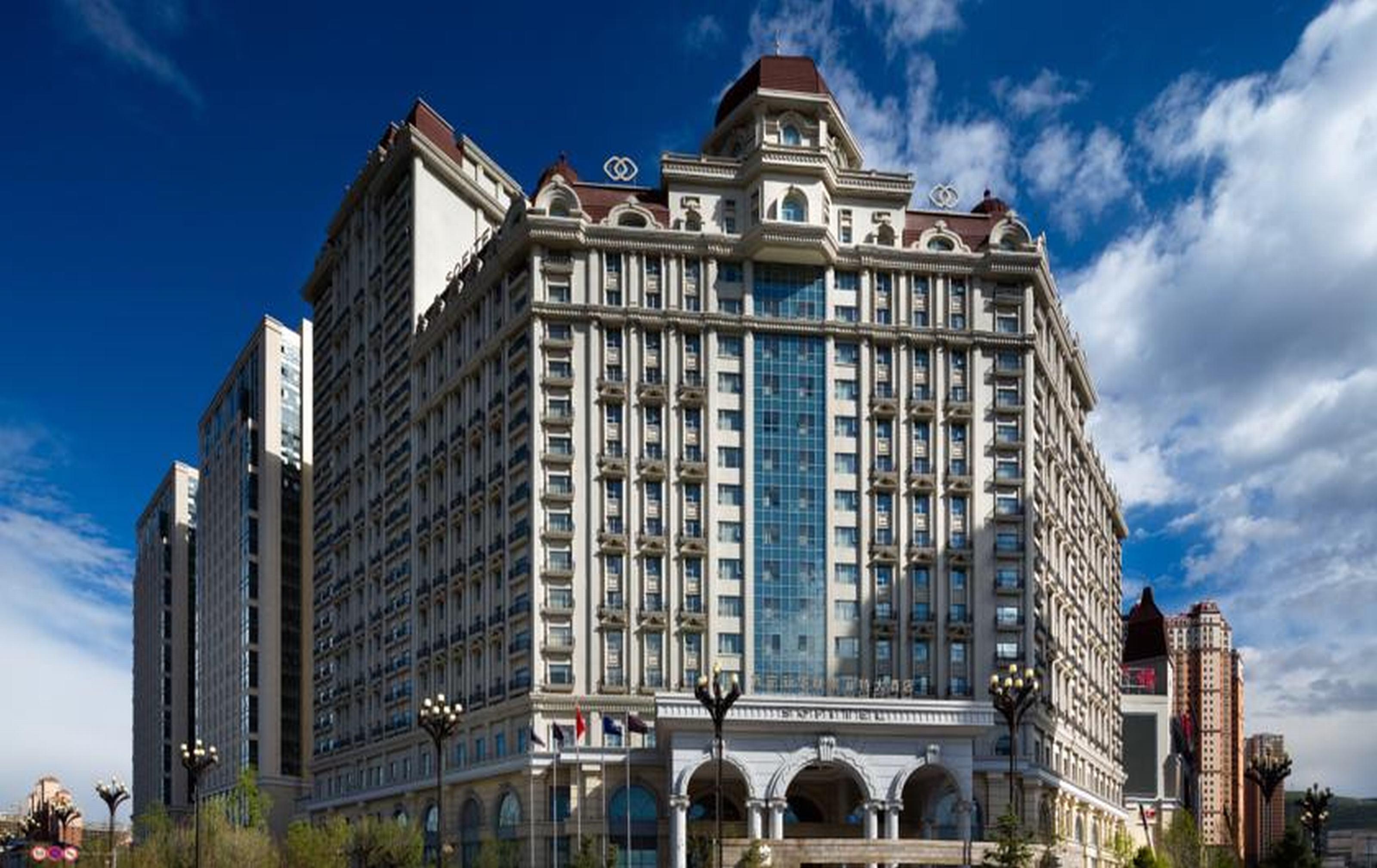 Sofitel Xining Hotel Exterior photo